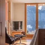Roossi 3 Wengen