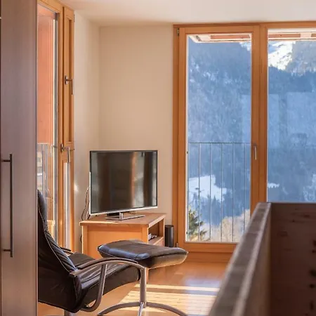 Roossi 3 Wengen
