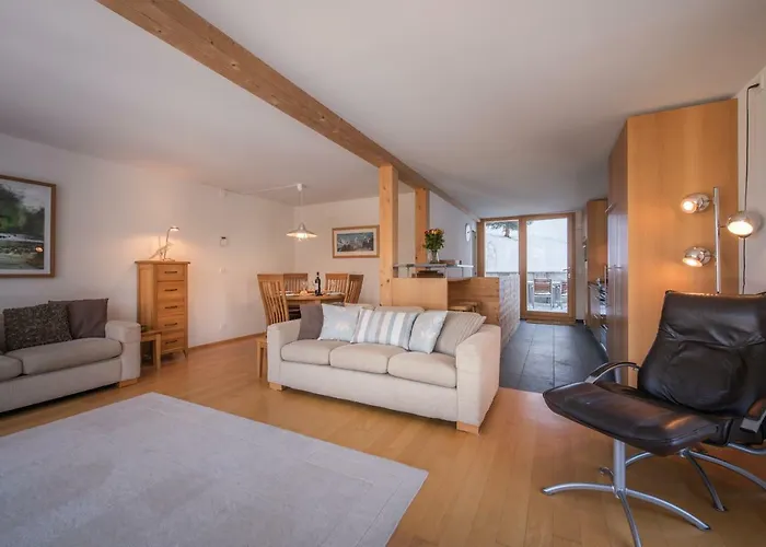 Roossi 3 Apartament *